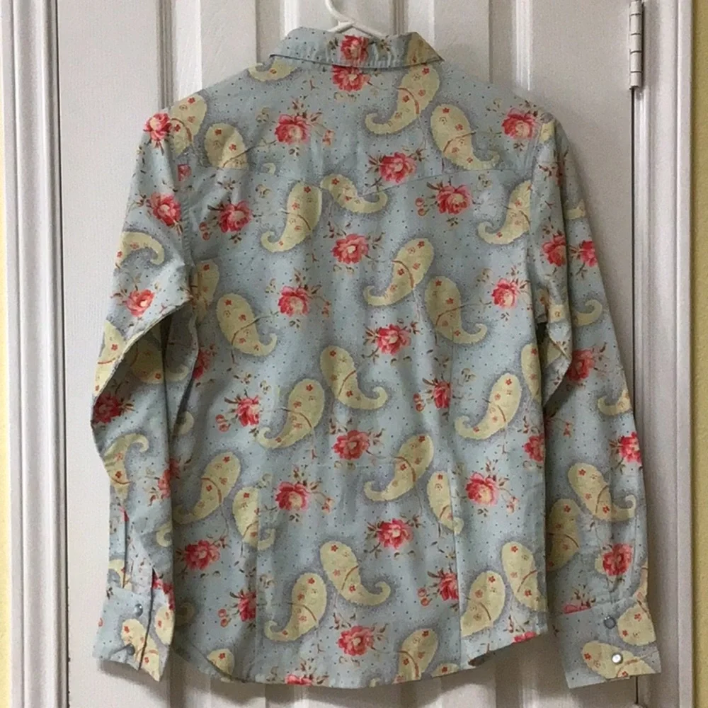 MY FAVORITE COWGIRL SHIRT MED - Picture 5 of 12
